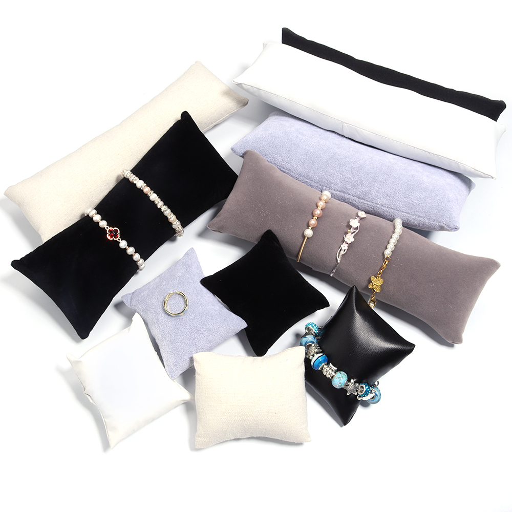 1 Pcs Bracelet Watch Display P - Ring Bearer Pillow ulasan dan harga