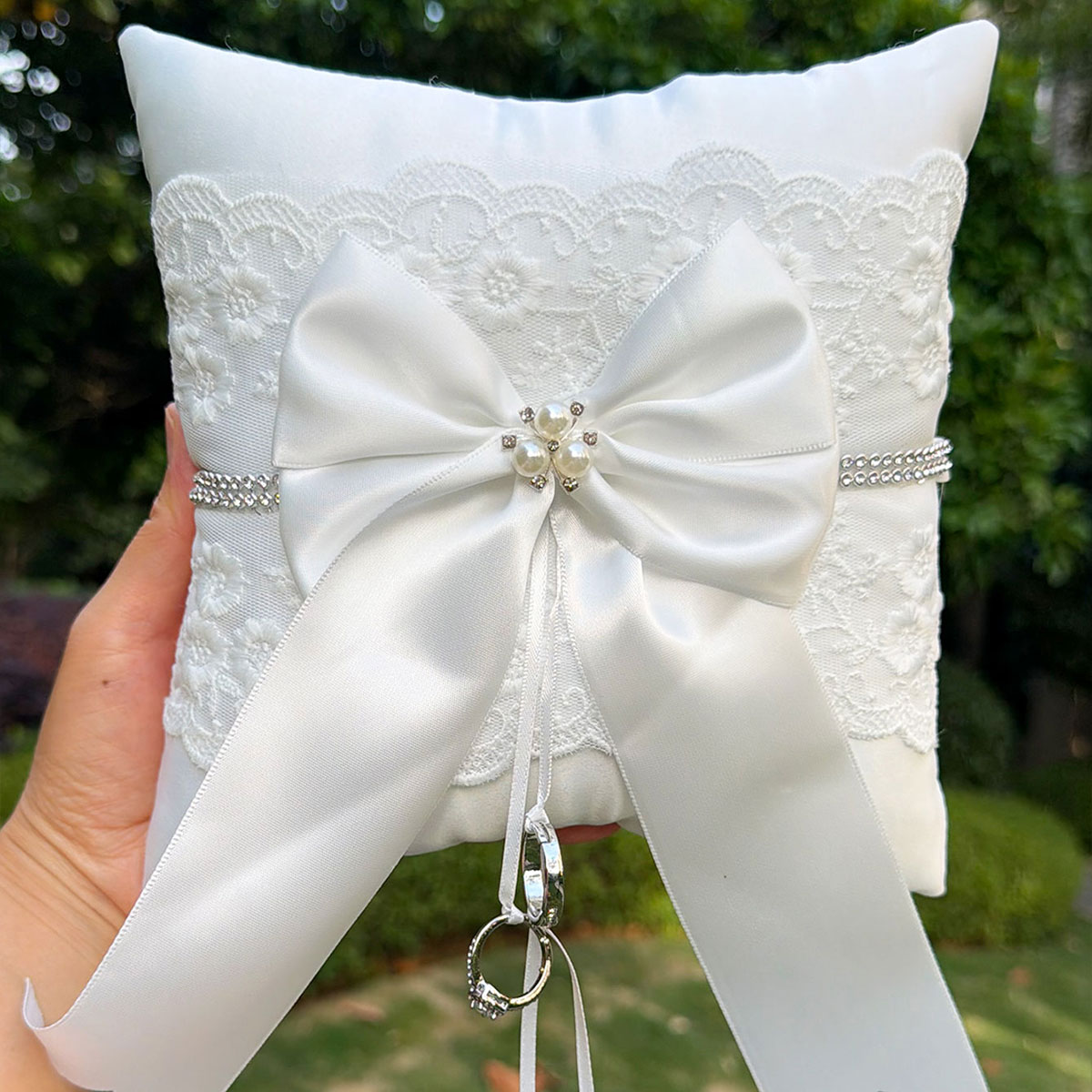 White Lace Wedding Ring Pillow - Ring Bearer Pillow ulasan dan harga