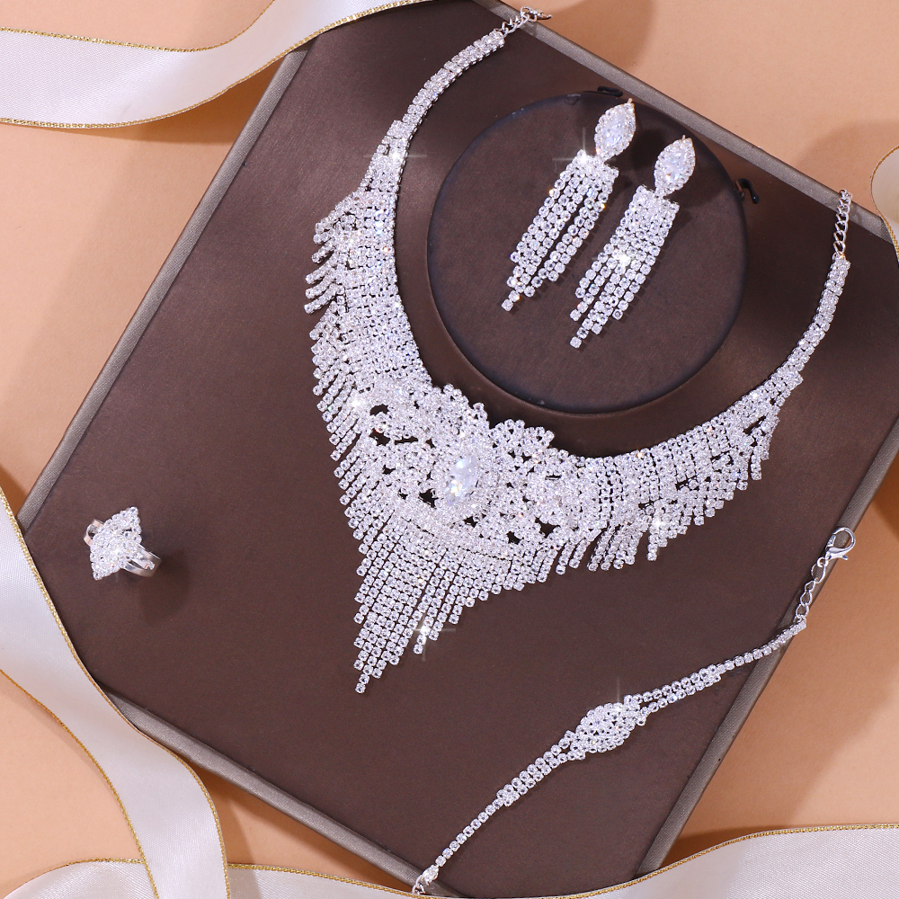 Stonefans Luxury Indian Bridal - Indian Wedding Supply ulasan dan harga