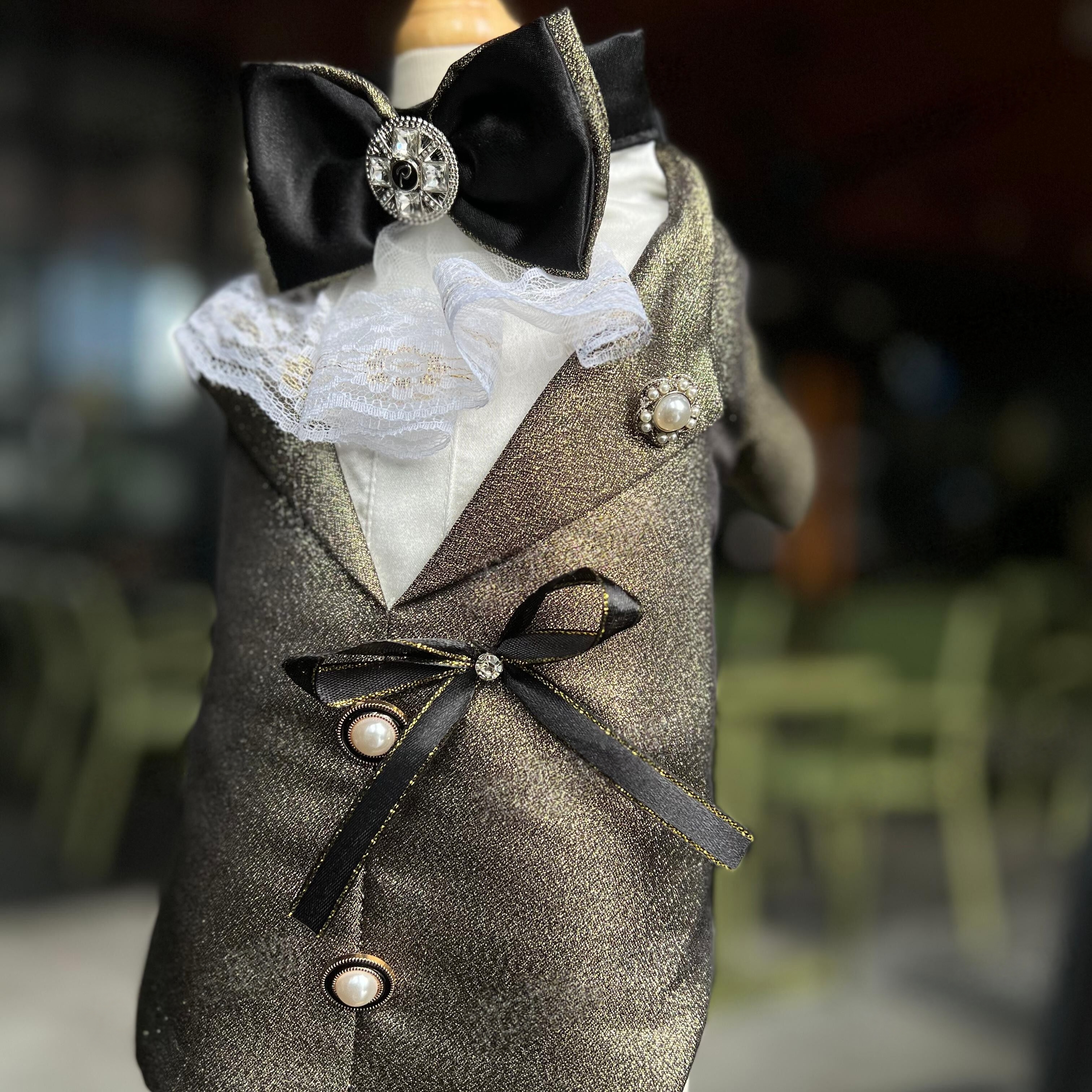 Handmade Dog Lace Cuff Tuxedo  - Suitsupply Wedding Tuxedo ulasan dan harga