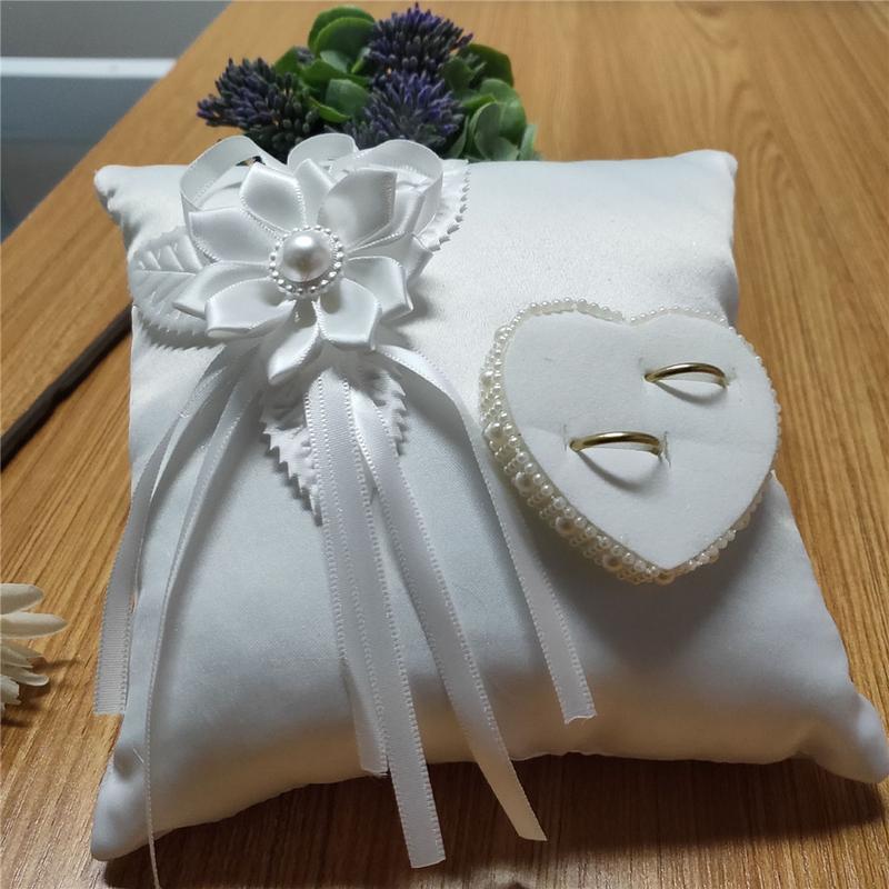 Wedding Ring Pillow European R - Ring Bearer Pillow ulasan dan harga