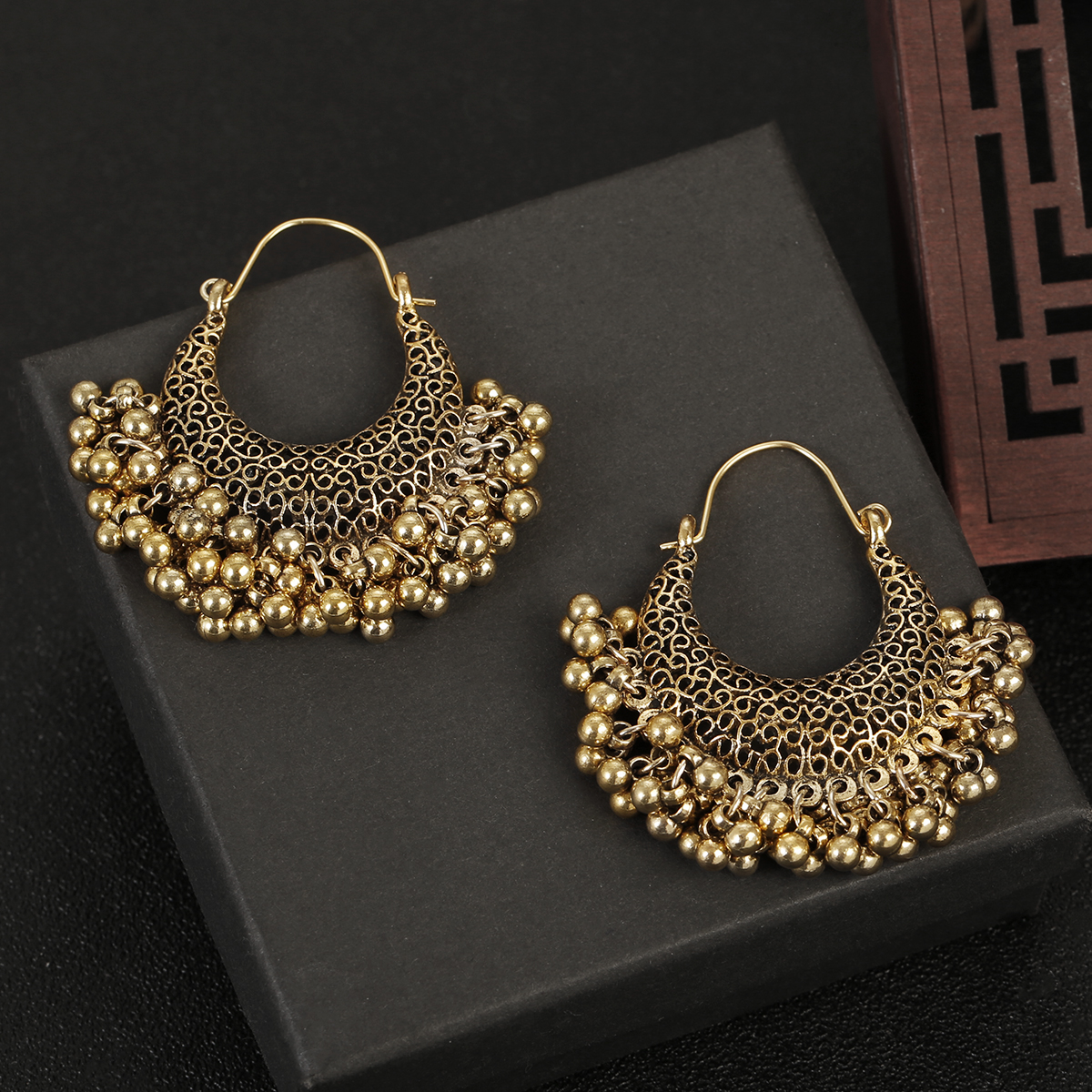 Ethnic Women's Palace Gold Geo - Indian Wedding Supply ulasan dan harga
